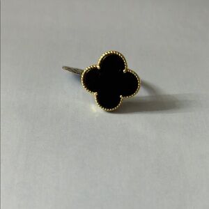 Black and Gold Clover Ring